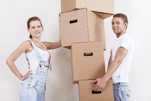 Sturdy removal boxes and protective materials for local moves